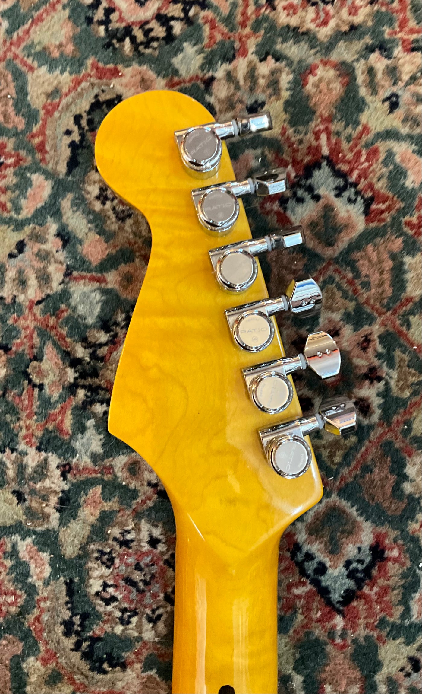 Fowlcon Guitar Company Custom Strat