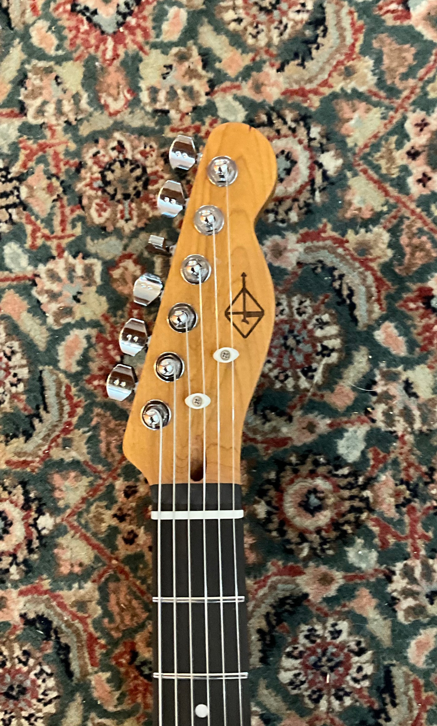 Elissa Guitar